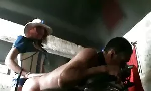 Strapon dɔfo fucks n ...